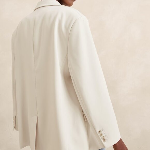 Banana Republic Oversized Blazer in Cream NWT, Size M - Picture 4 of 4